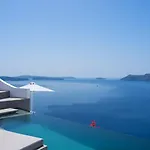 Отель Echoes Luxury (adults Only)