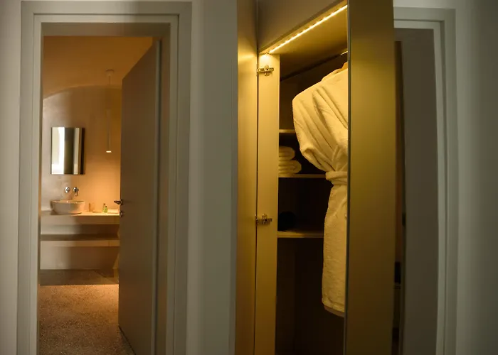 Echoes Luxury (adults Only) 3* Oia (Santorini)