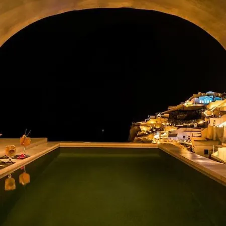 Echoes Luxury Hotel