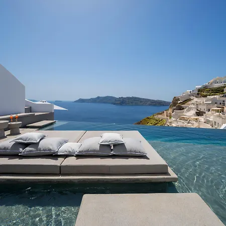 Echoes Luxury Hotel 3*
