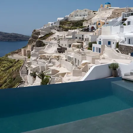 Echoes Luxury Hotel 3*